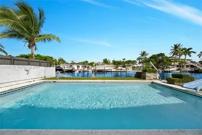 12805 Maple Rd, North Miami, FL 33181 - Photo 39