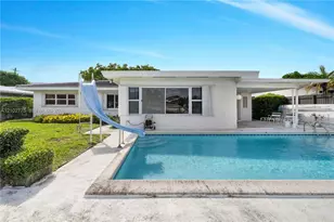 12805 Maple Rd, North Miami, FL 33181 - Photo 35