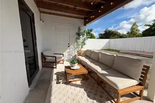 14643 SW 104th Ave, Miami, FL 33176 - Photo 5