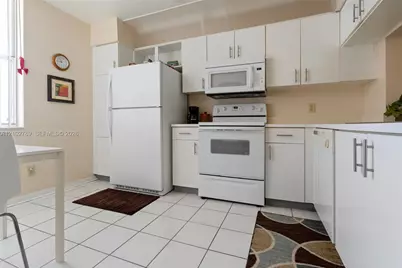 10368 NW 24th Pl #304, Sunrise, FL 33322 - Photo 7