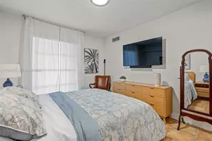 300 Sunrise Dr, Key Biscayne, FL 33149 - Photo 15
