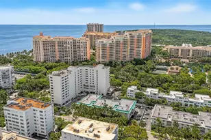 300 Sunrise Dr, Key Biscayne, FL 33149 - Photo 27