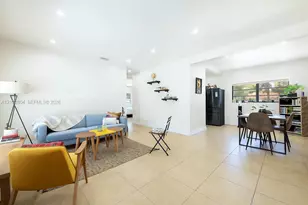 250 NE 170th St, North Miami Beach, FL 33162 - Photo 3