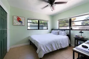 250 NE 170th St, North Miami Beach, FL 33162 - Photo 9