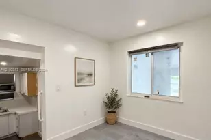 4111 NW 5th St, Miami, FL 33126 - Photo 9