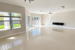 1532 NE 36th St, Oakland Park, FL 33334 - Photo 5