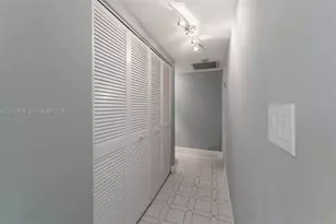 1950 S Ocean Dr, Hallandale Beach, FL 33009 - Photo 11