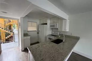 300 NE 125th St, North Miami, FL 33161 - Photo 5