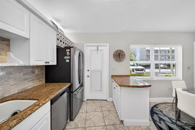 3127 S Ocean Dr #121, Hallandale Beach, FL 33009 - Photo 11