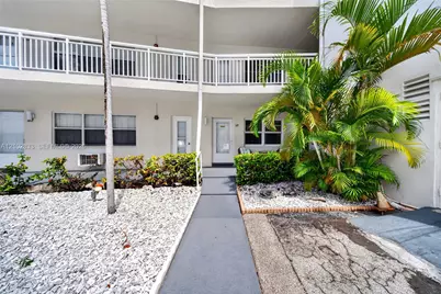 3127 S Ocean Dr #121, Hallandale Beach, FL 33009 - Photo 17