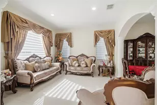 18112 NW 91st Ct, Hialeah, FL 33018 - Photo 7