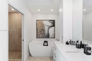 3600 Mystic Pointe Dr, Aventura, FL 33180 - Photo 27
