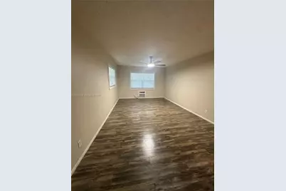 1050 E Sample Rd #202, Pompano Beach, FL 33064 - Photo 7
