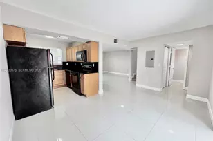 3840 SW 52nd Ave, Pembroke Park, FL 33023 - Photo 9