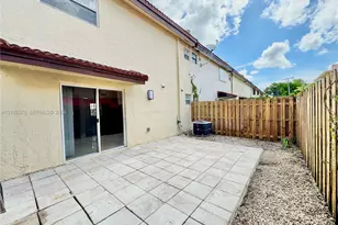 3840 SW 52nd Ave, Pembroke Park, FL 33023 - Photo 27
