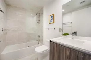 488 NE 18th St, Miami, FL 33132 - Photo 13