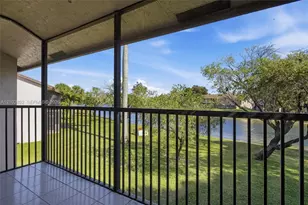 9994 Nob Hill Ct, Sunrise, FL 33351 - Photo 23