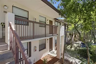 9994 Nob Hill Ct, Sunrise, FL 33351 - Photo 5
