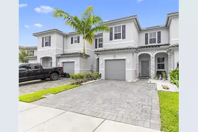 11924 NW 47th Mnr, Coral Springs, FL 33076 - Photo 1