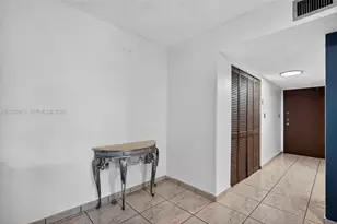 2924 Collins Ave, Miami Beach, FL 33140 - Photo 15