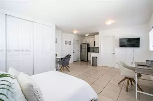 6971 Carlyle Ave, Miami Beach, FL 33141 - Photo 5