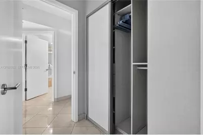 7000 Island Blvd #2809, Aventura, FL 33160 - Photo 13