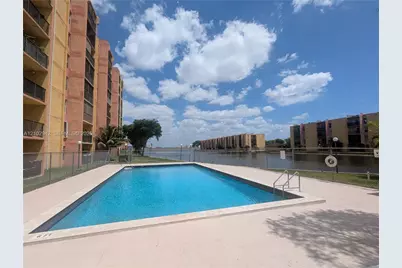 4721 NW 7th St #205-12, Miami, FL 33126 - Photo 17