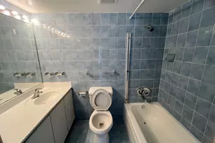 4721 NW 7th St, Miami, FL 33126 - Photo 13