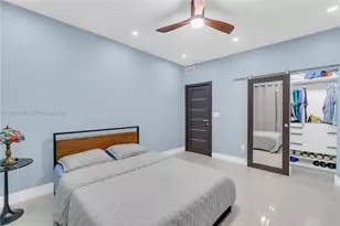 1569 Euclid Ave, Miami Beach, FL 33139 - Photo 15