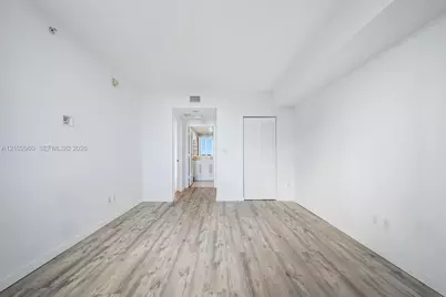 325 S Biscayne Blvd #3921, Miami, FL 33131 - Photo 21