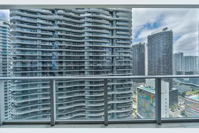 1010 Brickell Ave #3107, Miami, FL 33131 - Photo 17