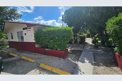 6204 Dewey St #4, Hollywood, FL 33023 - Photo 1