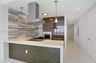 1100 Biscayne Blvd, Miami, FL 33132 - Photo 11