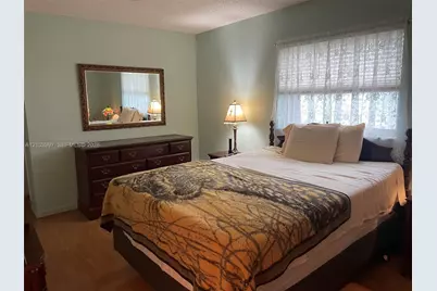 1411 NW 85th Way, Plantation, FL 33322 - Photo 7