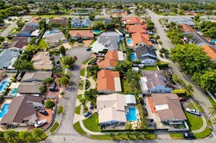 2230 SW 131st Pl, Miami, FL 33175 - Photo 7