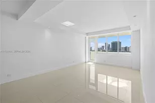 7441 Wayne Ave, Miami Beach, FL 33141 - Photo 5