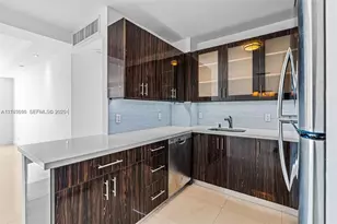 7441 Wayne Ave, Miami Beach, FL 33141 - Photo 9