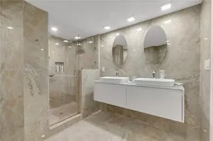 5660 Collins Ave, Miami Beach, FL 33140 - Photo 15