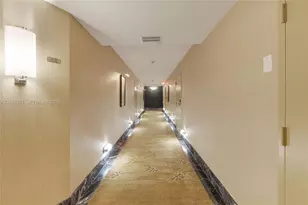 5660 Collins Ave, Miami Beach, FL 33140 - Photo 27