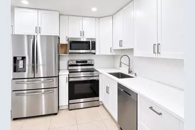 873 NE 195th St #107, Miami, FL 33179 - Photo 9