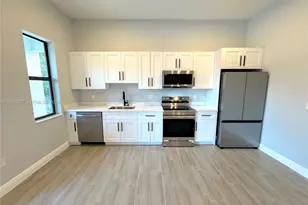 1847 SW 44th Terrace, Fort Lauderdale, FL 33317 - Photo 3