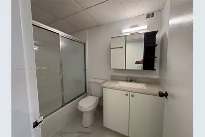 999 Brickell Bay Dr #1109, Miami, FL 33131 - Photo 11