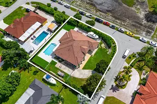 28155 SW 166th Ct, Homestead, FL 33033 - Photo 9