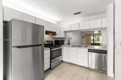 4410 NW 92nd Way, Sunrise, FL 33351 - Photo 7
