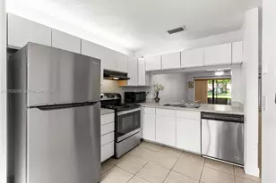 4410 NW 92nd Way, Sunrise, FL 33351 - Photo 7