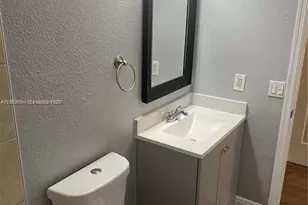 240 SE 9th Ave, Pompano Beach, FL 33060 - Photo 13