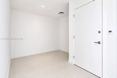 1400 Biscayne Blvd #1804, Miami, FL 33132 - Photo 9