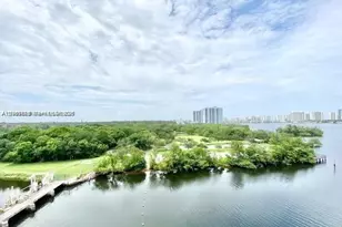 16385 Biscayne Blvd, North Miami Beach, FL 33160 - Photo 19