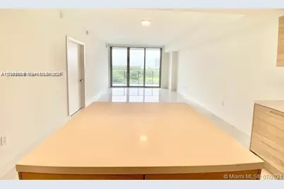 16385 Biscayne Blvd #702, North Miami Beach, FL 33160 - Photo 11