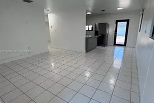 850 SE 2nd Pl, Hialeah, FL 33010 - Photo 11